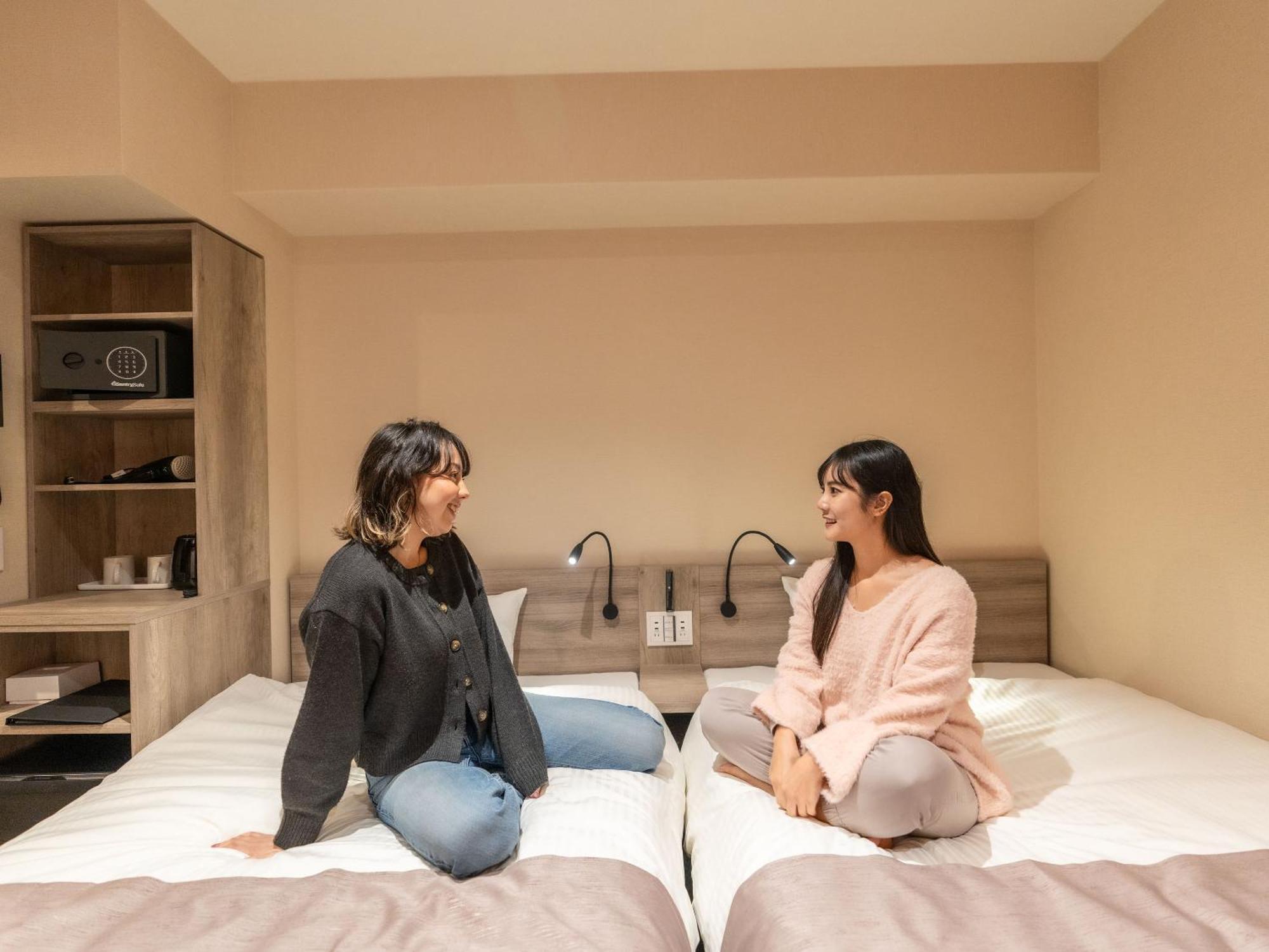 אוסקה Hotel Sanrriott Shinsaibashi מראה חיצוני תמונה