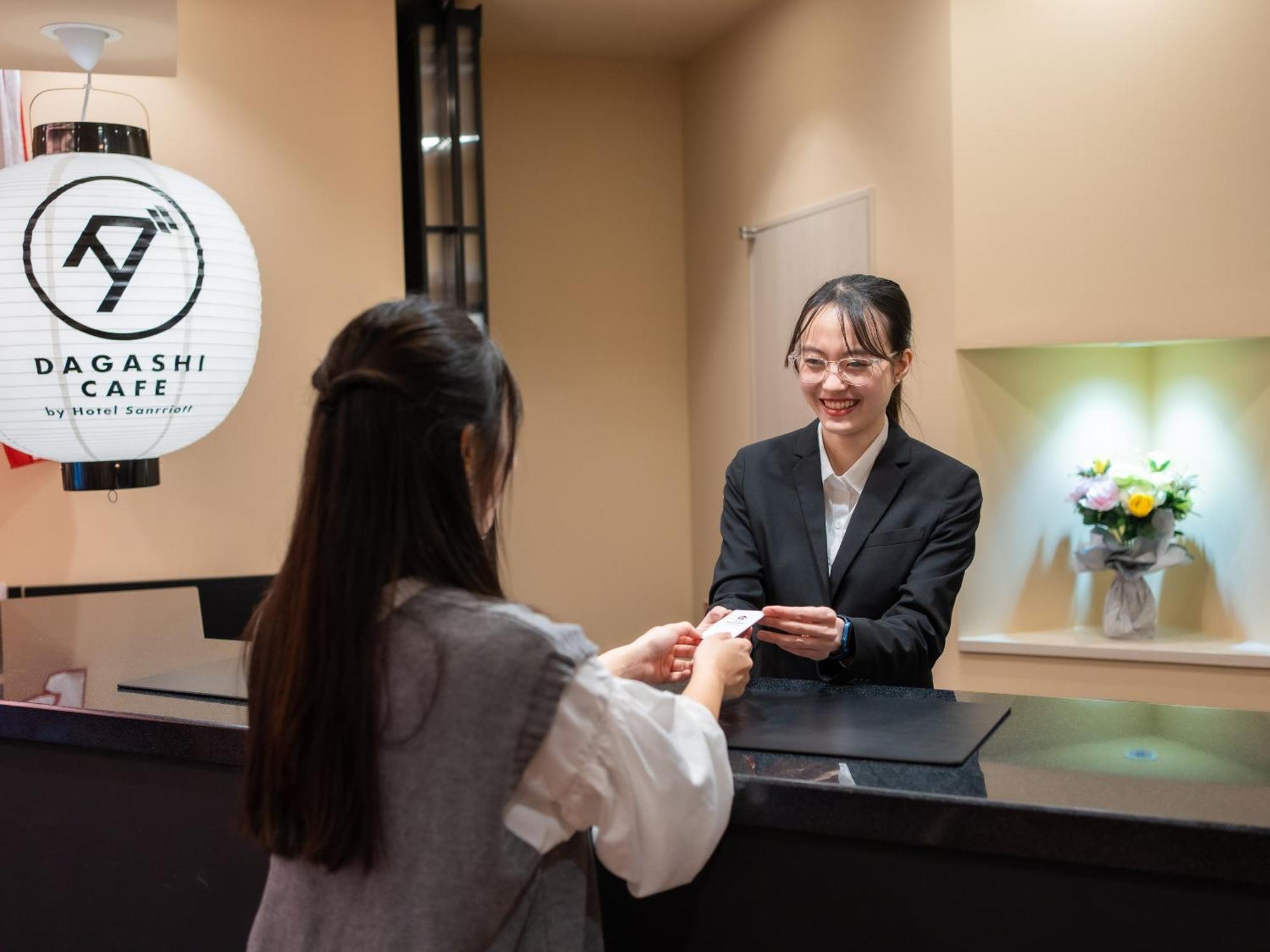 אוסקה Hotel Sanrriott Shinsaibashi מראה חיצוני תמונה