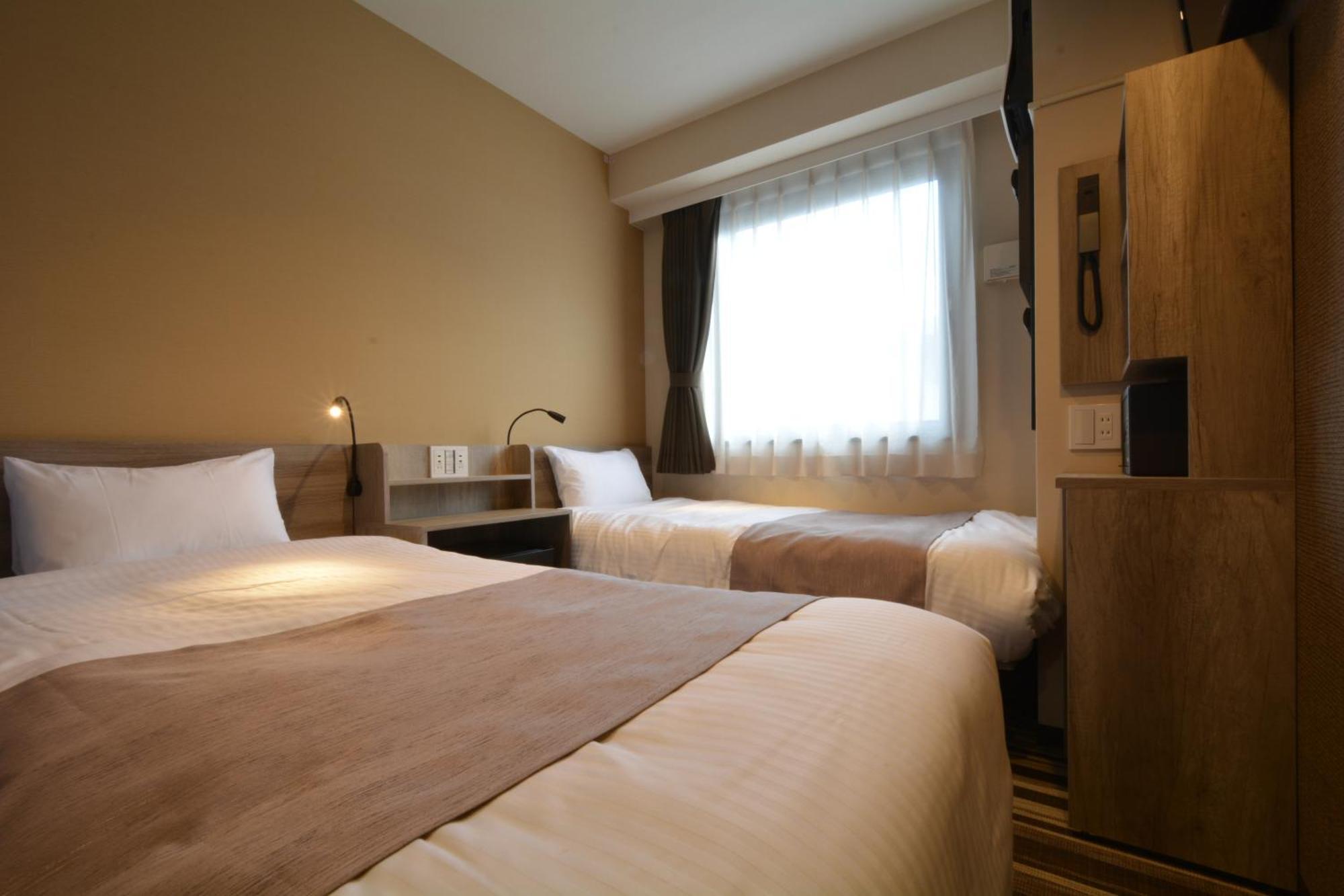 אוסקה Hotel Sanrriott Shinsaibashi מראה חיצוני תמונה