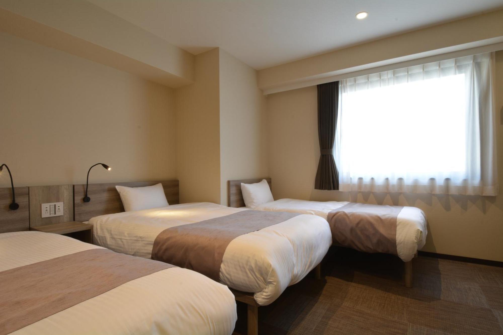 אוסקה Hotel Sanrriott Shinsaibashi מראה חיצוני תמונה