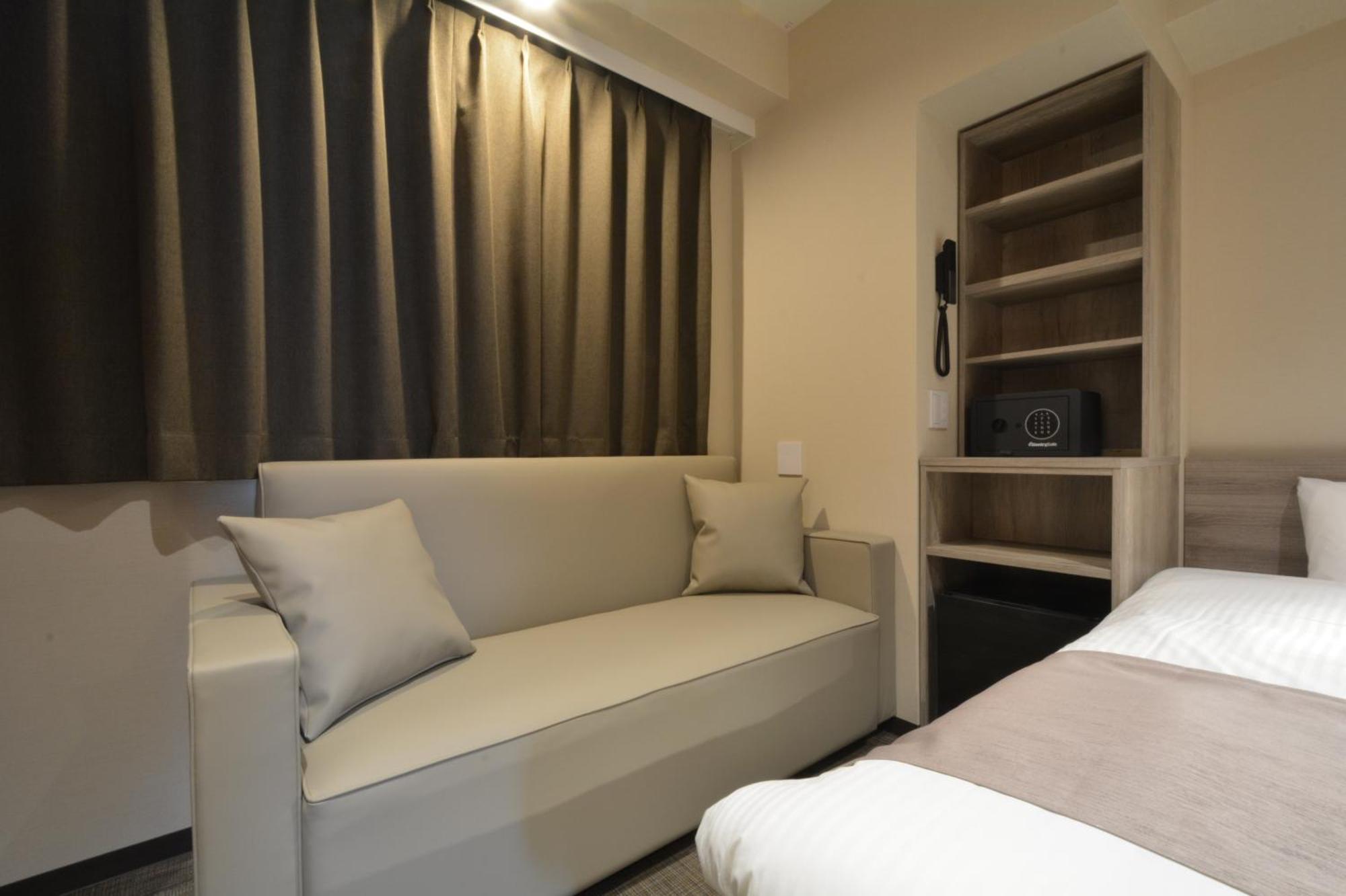 אוסקה Hotel Sanrriott Shinsaibashi מראה חיצוני תמונה